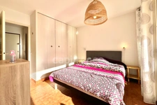 2-room apartment for sale + parking near beaches and port