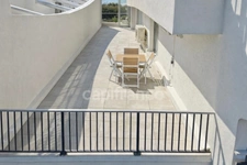 Apartment 42 m² with sea view + 64 m² of terraces + garage