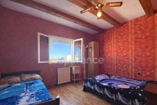 Maison 5 chambres ou 2 appartements T2/T4 + terrain à bâtir