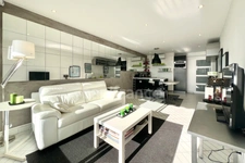 Sea view, 1 bedroom + 1 cabin, with garage included