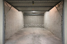 Apartment 42 m² with sea view + 64 m² of terraces + garage