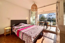 2-room apartment for sale + parking near beaches and port