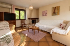 Three-room apartment with private pool