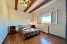5-bedroom house or 2 apartments (2/4 bedrooms) + building plot