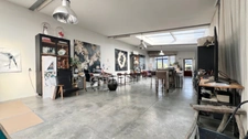 Single-storey artist's loft - All-purpose premises for sale AIGUES MORTES (30)