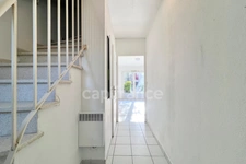 Maison 2 chambres avec terrasse, petit jardin et garage