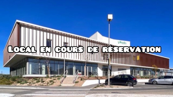 Dpt Gard (30), à louer LE GRAU DU ROI Bureau  