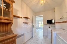 Maison 2 chambres avec terrasse, petit jardin et garage