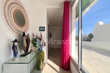 Apartment 42 m² with sea view + 64 m² of terraces + garage