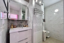 Apartment 42 m² with sea view + 64 m² of terraces + garage