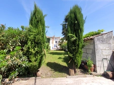 House for sale, 8 rooms, SAINTES (17) - Double living room, 4 bedrooms, office, terrace, garden