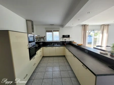 Maison à vendre 6 pièces SAINT XANDRE (17) - Plain-pied - 120 m2 habitables Maison principale et Studio indépendant - Parcelle 614 m2
