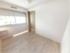 4-room apartment for rent in La Rochelle (17) - La Genette district, 2 bedrooms, terrace, private parking in the residence
