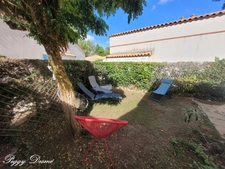 3-room house for sale in LA TRANCHE SUR MER (85) - 300m from the beach, private residence with swimming pool