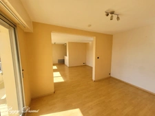 4-room apartment for rent in La Rochelle (17) - La Genette district, 2 bedrooms, terrace, private parking in the residence