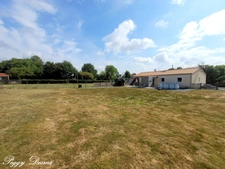 Maison à vendre 5 pièces MONCOUTANT (79) - Maison plain-pied 100 m2 habitables + Pièce attenante de 29 m2