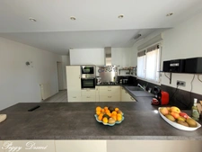 Maison à vendre 6 pièces SAINT XANDRE (17) - Plain-pied - 120 m2 habitables Maison principale et Studio indépendant - Parcelle 614 m2