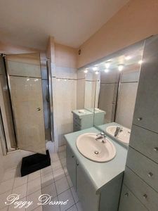 4-room apartment for rent in La Rochelle (17) - La Genette district, 2 bedrooms, terrace, private parking in the residence