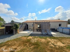 Maison à vendre 5 pièces MONCOUTANT (79) - Maison plain-pied 100 m2 habitables + Pièce attenante de 29 m2