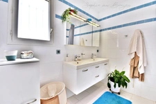 Maison à vendre 7 pièces à 20mn au sud d'AIX EN PROVENCE (13), 170 m2 sur 1 200 m2, vue Sainte Victoire, piscine