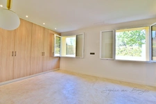 Apartment for sale, 5 rooms, AIX EN PROVENCE (13) - 118 m², 3 bedrooms, private garden, in a 5,000 m² park