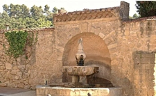 Former sheepfold for sale, 5 rooms, 25 minutes north of Aix-en-Provence (13), 120 m², terrace and panoramic view