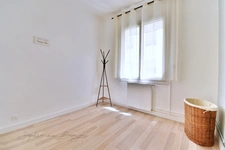 Renovated apartment for sale in Marseille 7th arrondissement (13), 3 rooms, 40 m², 50 m from the Catalans beach