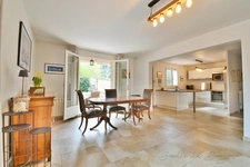 House for sale within walking distance of Bouc-Bel-Air village (13), nature views, 160 m2, 5 bedrooms, pool, 500 m2 garden, basement