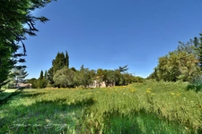Terrain à vendre EGUILLES (13), 2 800 m2 viabilisé, pour construire 1 ou 2 maisons