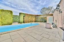 Maison à vendre à pied du village BOUC BEL AIR (13), vue nature, 160 m2, 5 chambres, piscine, jardin 500 m2, sous-sol