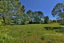 Land for sale EGUILLES (13), 2,800 sqm serviced, to build 1 or 2 houses