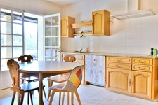 House for sale 11 rooms AIX EN PROVENCE (13), 255 sqm on 5,000 sqm, 5 bedrooms, 3 offices, swimming pool