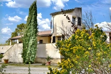 House for sale 11 rooms AIX EN PROVENCE (13), 255 sqm on 5,000 sqm, 5 bedrooms, 3 offices, swimming pool