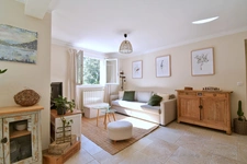 Property for sale south of AIX EN PROVENCE (13), 230 sqm on a 4,000 sqm plot, 6 bedrooms, garage, pool, jacuzzis, sauna