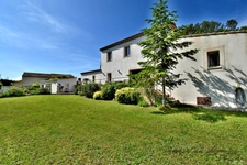 Maison à vendre 7 pièces à 20mn au sud d'AIX EN PROVENCE (13), 170 m2 sur 1 200 m2, vue Sainte Victoire, piscine