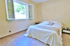 Maison à vendre 7 pièces à 20mn au sud d'AIX EN PROVENCE (13), 170 m2 sur 1 200 m2, vue Sainte Victoire, piscine