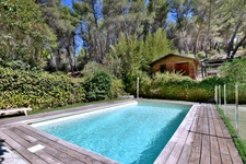 Property for sale south of AIX EN PROVENCE (13), 230 sqm on a 4,000 sqm plot, 6 bedrooms, garage, pool, jacuzzis, sauna