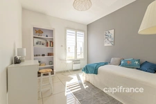 6-room apartment for sale near La Ciotat (13) with sea and garden views
