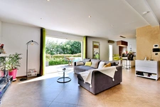 Maison à vendre 7 pièces à 20mn au sud d'AIX EN PROVENCE (13), 170 m2 sur 1 200 m2, vue Sainte Victoire, piscine