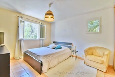 Maison à vendre 7 pièces SAINT MARC JAUMEGARDE (13), de 140 m² sur plus de 1 400 m², 4 chambres, au calme