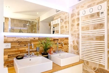 Former sheepfold for sale, 5 rooms, 25 minutes north of Aix-en-Provence (13), 120 m², terrace and panoramic view