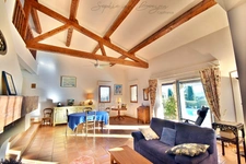 *** UNDER COMPROMISE *** Dpt Var (83), for sale SANARY SUR MER - VILLA OF 175 m² ON 1,400 m² - PANORAMIC VIEW - SWIMMING POOL