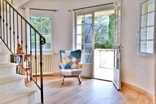 House for sale 11 rooms AIX EN PROVENCE (13), 255 sqm on 5,000 sqm, 5 bedrooms, 3 offices, swimming pool