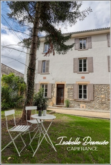 Maison bourgeoise entièrement rénovée — DPE B — 4 chambres avec salles d’eau privatives