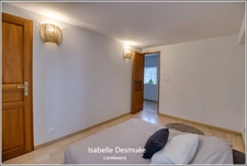 Maison familiale 4 chambres avec cour et stationnement – Proche gare – Tullins 