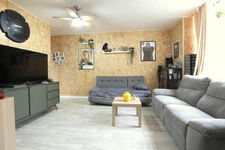 EPERNAY(51) Coteaux ouest Maison type 11 avec 1 appartement indépendant en RDC sur une parcelle de 529 m²