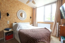 EPERNAY(51) Coteaux ouest Maison type 11 avec 1 appartement indépendant en RDC sur une parcelle de 529 m²