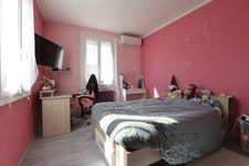 Maison à vendre 6 pièces LE MESNIL SUR OGER (51)