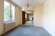Maison de 144 m² à vendre. 8 pièces dont 5 chambres située coteaux est d'EPERNAY (51)