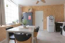 EPERNAY(51) Coteaux ouest Maison type 11 avec 1 appartement indépendant en RDC sur une parcelle de 529 m²